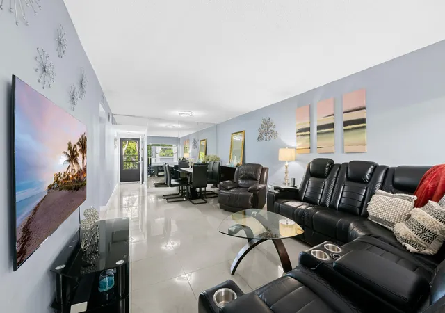 Photo 3 of Condo for sale at 471 N Pine Is Rd #302d, Plantation, FL 33324 | MLS# B26015966 | Listing updated on 2026-10-04