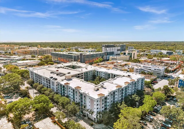 4th image of 6001 SW 70th St, South Miami, FL 33143
