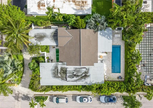 2nd image of 7501 W Adventure Ave, North Bay Village, FL 33141 | MLS# A12001430