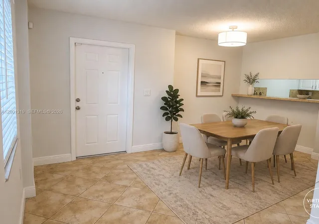 5th image of 29 Santillane Ave #2, Coral Gables, FL 33134 | MLS# A12001319