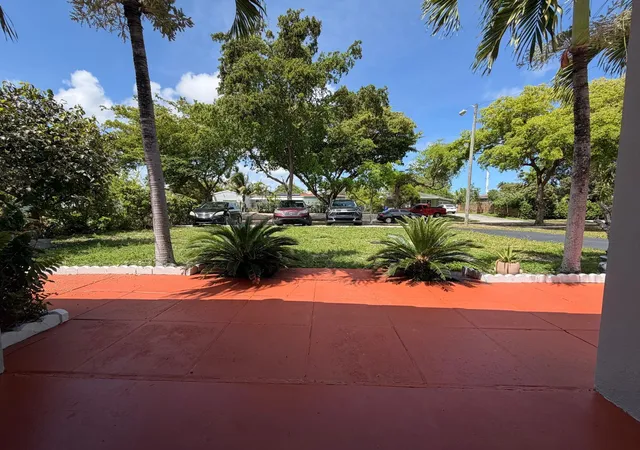 Homes for sale in North Miami Beach, FL | 1674 Ne 169th St, North Miami Beach, FL 33162 | MLS# B26016093