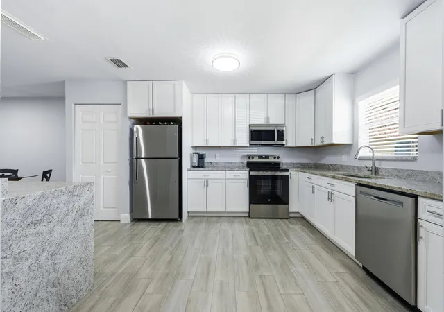 Photo 1 of Condo for sale at 586 Laconia Cir, Lake Worth, FL 33467 | MLS# B26016109 | Listing updated on 2026-10-03