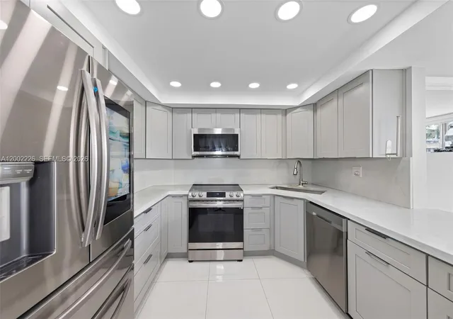 2nd image of 16546 Ne 26Th Ave, North Miami Beach, FL 33160