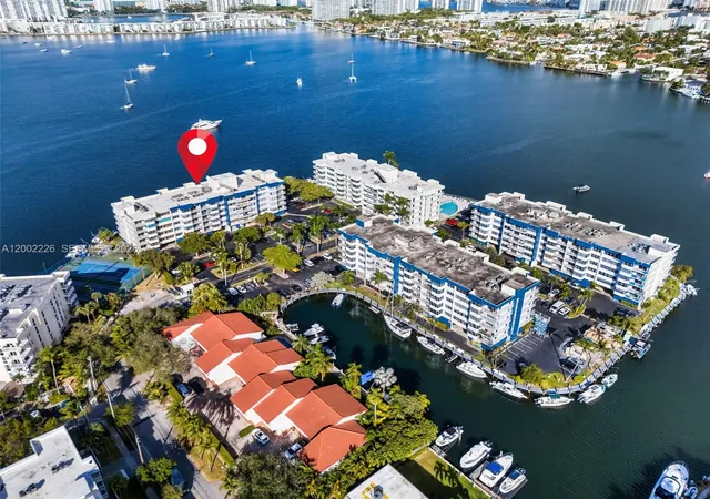 2nd image of 16546 Ne 26th Ave #3J, North Miami Beach, FL 33160 | MLS# A12002226