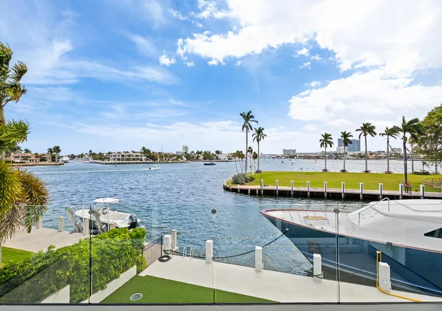 Photo 3 of Mansion for sale at 1822 Se 9th Street, Fort Lauderdale, FL 33316 | MLS# B26016209 | Listing updated on 2026-10-08