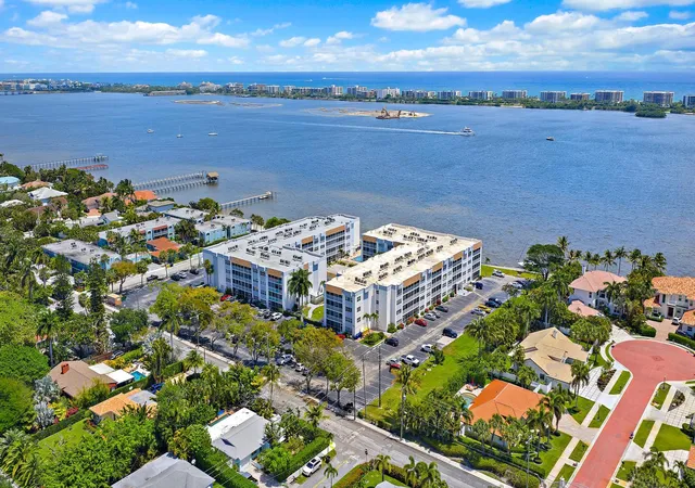 1st image of 1516 S Lakeside Dr #106, Lake Worth Beach, FL 33460 | MLS# B26016265