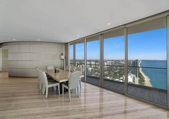 5th image of 18975 Collins Ave #4800, Sunny Isles Beach, FL 33160 | MLS# A12000806