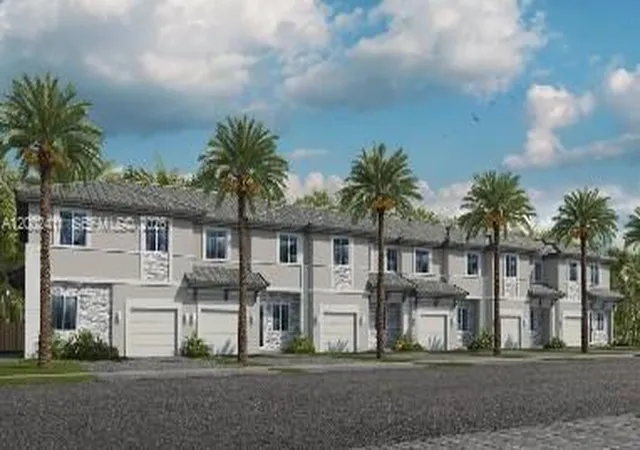 Townhouse for sale at 748 SE 15 Street, Homestead, FL 33034 | MLS# A12002411 | Listing updated on 2026-07-06