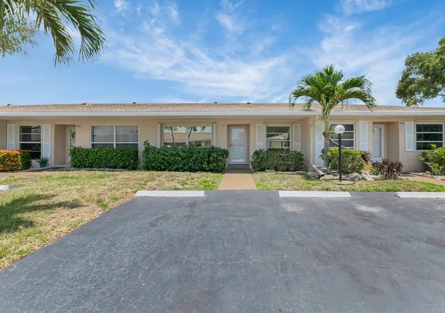 Homes for sale in Boca Raton, FL | 8829 Bella Vista Dr #282, Boca Raton, FL 33433 | MLS# B26016500