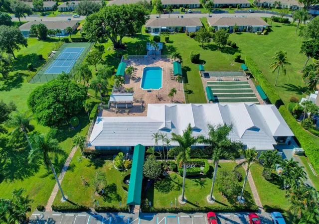 Homes for sale in Boca Raton, FL | 8829 Bella Vista Dr #282, Boca Raton, FL 33433 | MLS# B26016500