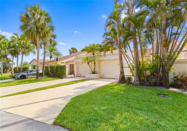 1st image of 19988 Rima Cir, Boca Raton, FL 33434 | MLS# A12002673