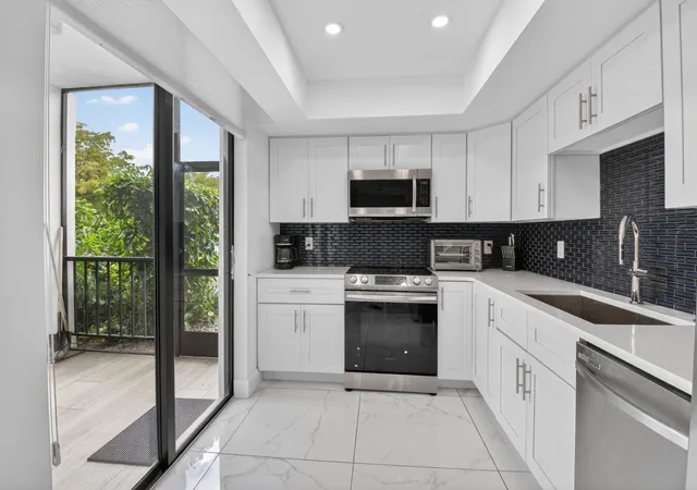 1st image of 6815 Willow Wood Dr #4012, Boca Raton, FL 33434 | MLS# B26016530