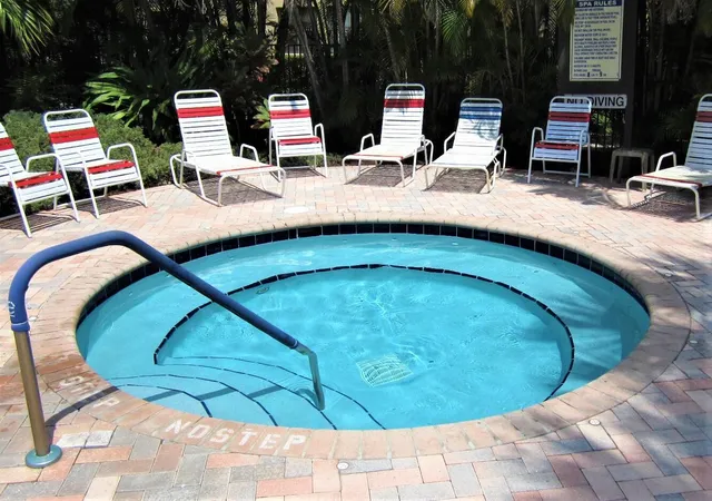 Homes for sale in Delray Beach, FL | 750 Egret Circle, Delray Beach, FL 33444 | Houzeo