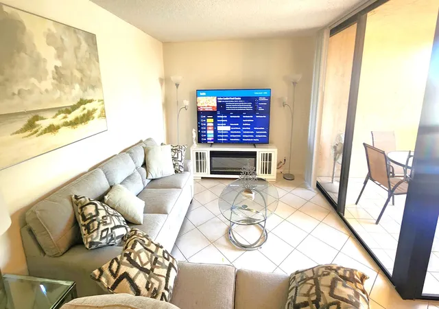 Homes for sale in Delray Beach, FL | 750 Egret Cir #6404, Delray Beach, FL 33444 | MLS# B26016562