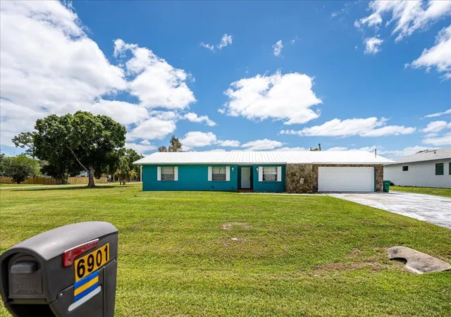 Photo 2 of Single family home for sale at 6901 Salerno Rd, Fort Pierce, FL 34951 | MLS# B26016571 | Listing updated on 2026-10-07