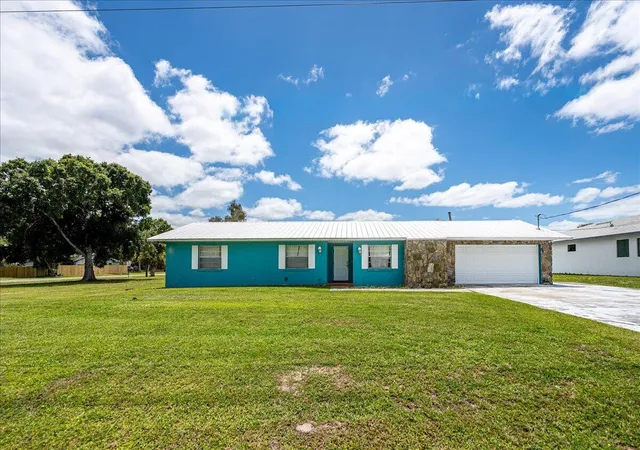 Photo 3 of Single family home for sale at 6901 Salerno Rd, Fort Pierce, FL 34951 | MLS# B26016571 | Listing updated on 2026-10-07