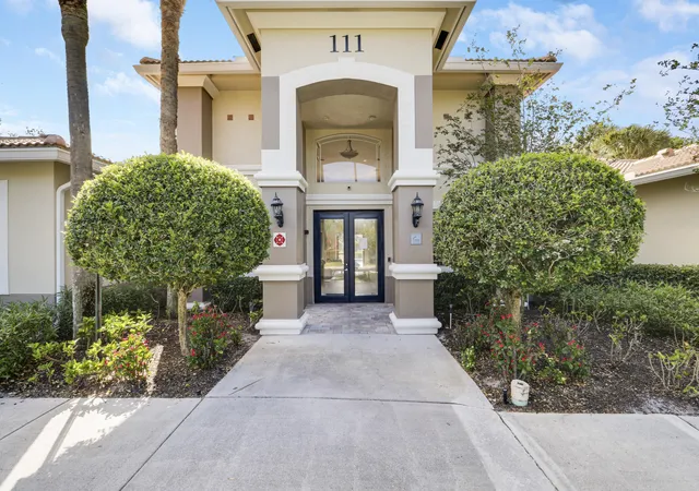 2nd image of 121 Sw Palm Dr, Port St Lucie, FL 34986