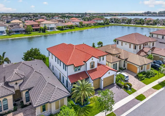 Photo 1 of Single family home for sale at 12090 Lake Trl Ln, Parkland, FL 33076 | MLS# B26016689 | Listing updated on 2026-09-30