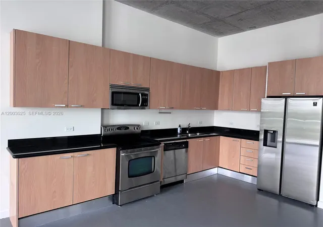 3rd image of 2100 Van Buren St #412, Hollywood, FL 33020 | MLS# A12003025