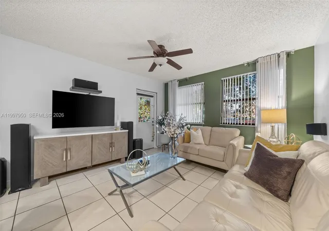 4th image of 8120 Geneva Ct #148, Doral, FL 33166 | MLS# A11997950