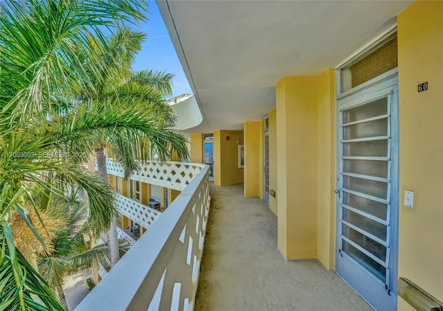 4th image of 2400 Ne 9Th St #603, Fort Lauderdale, FL 33304 | MLS# A12003093