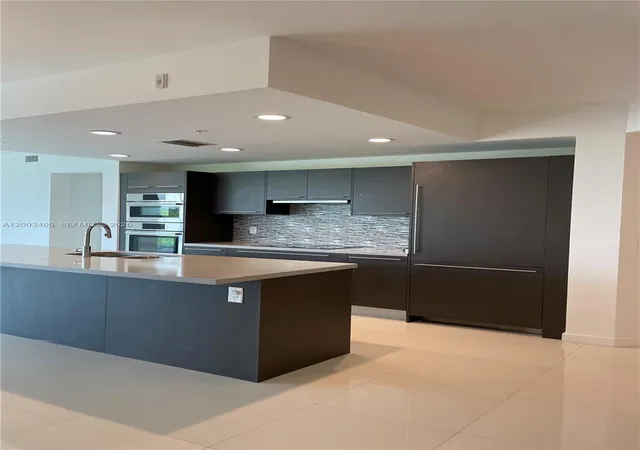 5th image of 7751 Nw 107Th Ave #411, Doral, FL 33178 | MLS# A12003405