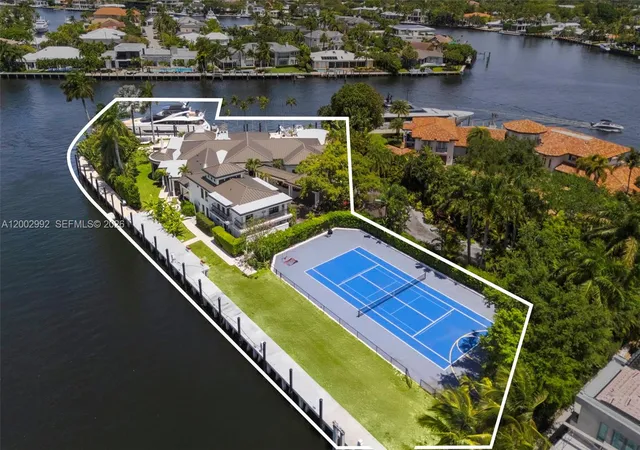 Homes for sale in Fort Lauderdale, FL | 2300 Aqua Vista Blvd, Fort Lauderdale, FL 33301 | MLS# A12002992