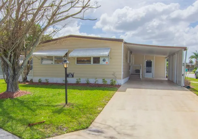 1st image of 225 Ne Forrest Ct, Jensen Beach, FL 34957 | MLS# B26017325