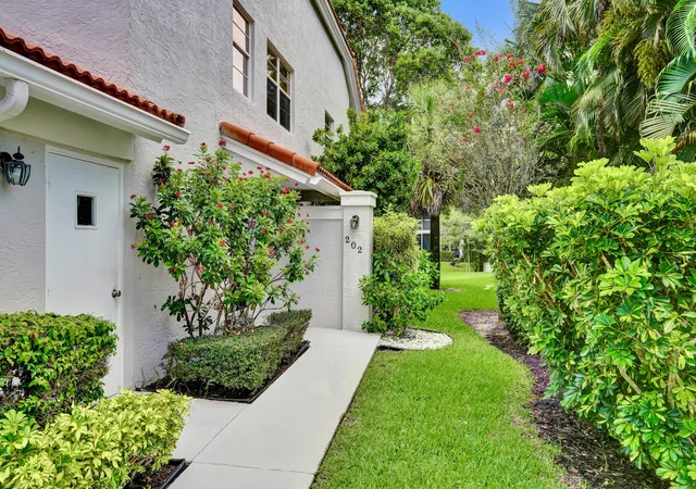 5th image of 7669 Springwater Pl, Boynton Beach, FL 33437