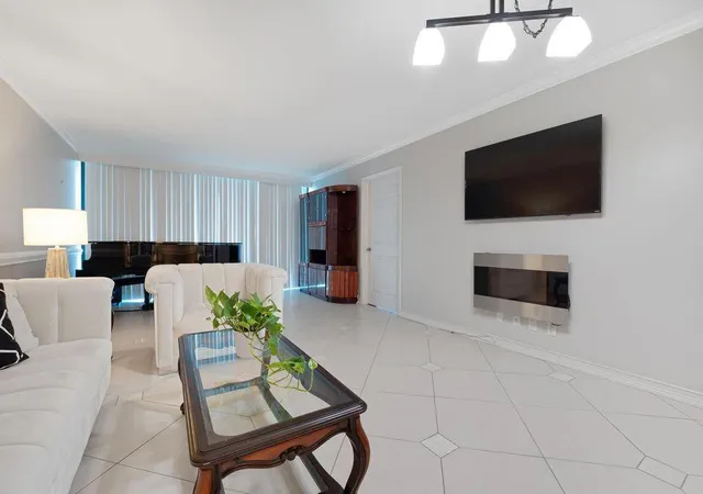 Photo 2 of Condo for sale at 2400 Presidential Way #1206, West Palm Beach, FL 33401 | MLS# B26017390 | Listing updated on 2026-09-25