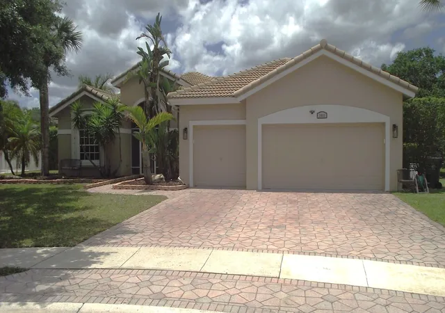 Photo 2 of Single family home for sale at 3945 Diamond Chip Ct, Wellington, FL 33414 | MLS# B26017601 | Listing updated on 2026-09-25