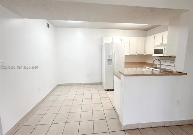 3rd image of 9491 S Palm Cir #S 103, Pembroke Pines, FL 33025 | MLS# A12000953