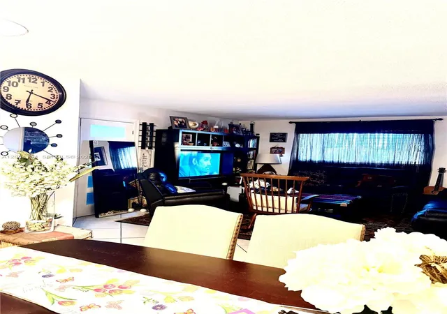 5th image of 1818 Rodman St #3A, Hollywood, FL 33020 | MLS# A12004164