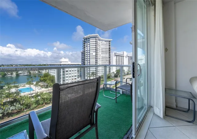 Homes for sale in Miami Beach, FL | 5601 Collins Ave #919, Miami Beach, FL 33140 | MLS# A12004099