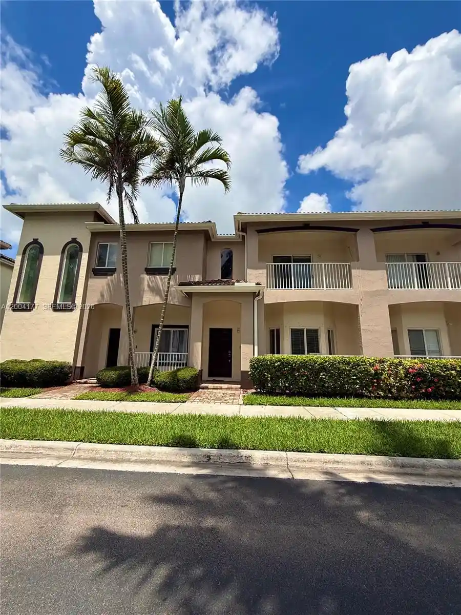 Listing Photo 1 - Condo for sale in 1947 Se 23Rd Rd located at 1947 Se 23Rd Rd, Homestead, FL 33035 - Unit 1947 SE 23rd Road