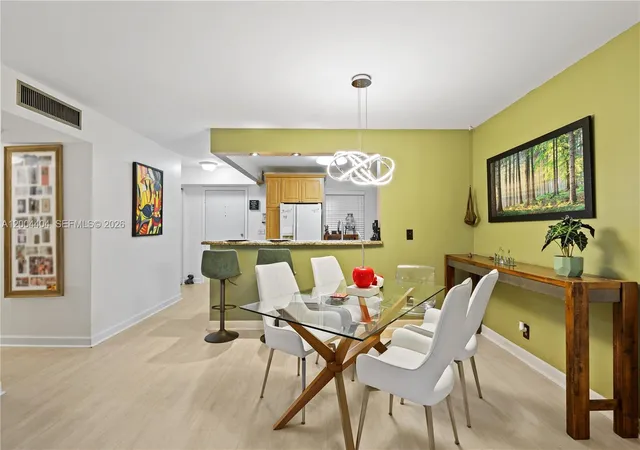 5th image of 424 Se 10Th St, Dania Beach, FL 33004