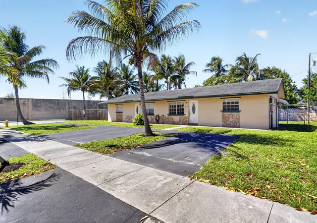 Photo 2 of Multi family home for sale at 121 Nw 56th Court #1-2, Fort Lauderdale, FL 33309 | MLS# B26017958 | Listing updated on 2026-09-23