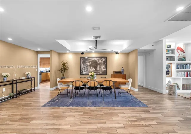 3rd image of 791 Crandon Blvd 302, Key Biscayne, FL 33149