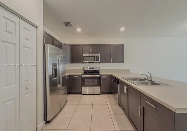 Homes for sale in Miami Lakes, FL | 10629 W 32nd Ln, Miami Lakes, FL 33018 | MLS# A12002640