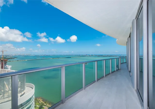 Homes for sale in Miami, FL | 488 Ne 18Th St #4515, Miami, FL 33132 | MLS# A12005104
