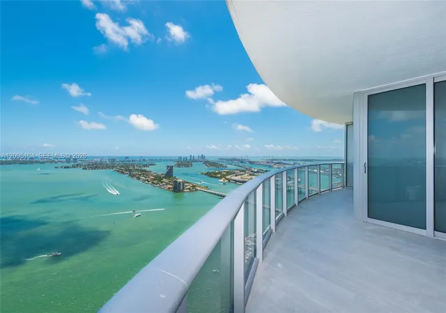 Homes for sale in Miami, FL | 488 Ne 18Th St #4515, Miami, FL 33132 | MLS# A12005104