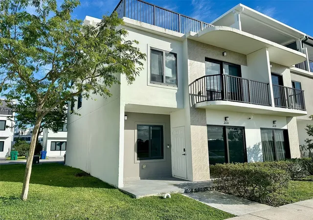 19th image of 26126 Sw 146th Ct, Princeton, FL 33032 | MLS# A12005116