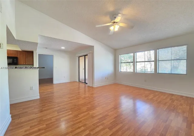 Homes for sale in Miami, FL | 15650 Sw 105Th Ln, Miami, FL 33196