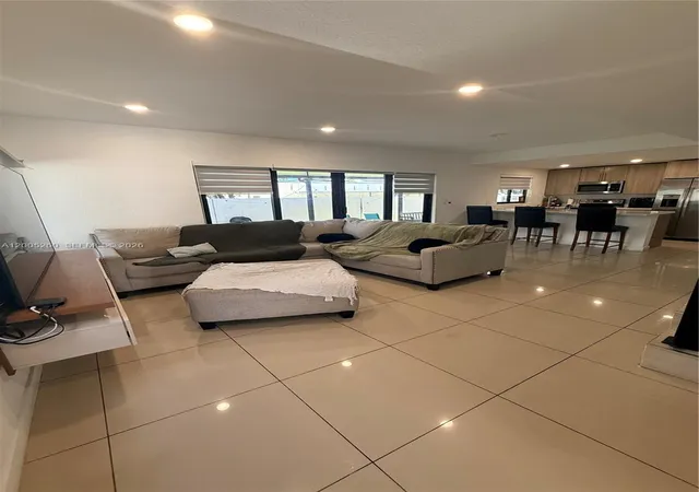 5th image of 102 Nw 10Th Pl, Florida City, FL 33034 | MLS# A12005260
