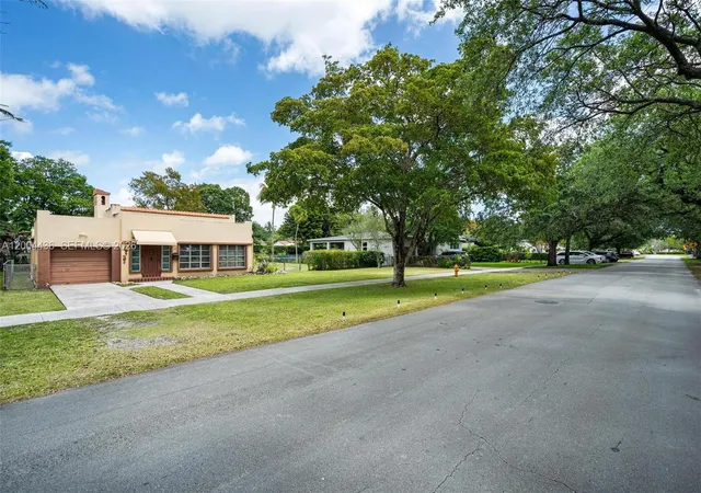 2nd image of 57 N Melrose Dr, Miami Springs, FL 33166 | MLS# A12004436