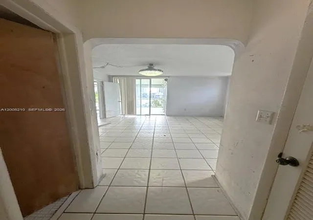 4th image of 2861 Leonard Dr #F514, Aventura, FL 33160 | MLS# A12005210