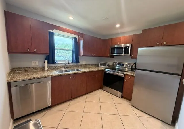 3rd image of 1983 Juno Rd, North Palm Beach, FL 33408 | MLS# B26018467