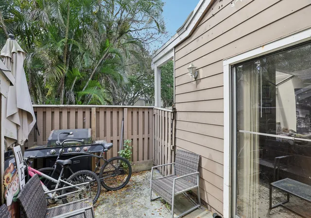 Homes for sale in North Lauderdale, FL | 7208 Sportsman Dr, North Lauderdale, FL 33068 | MLS# B26018525
