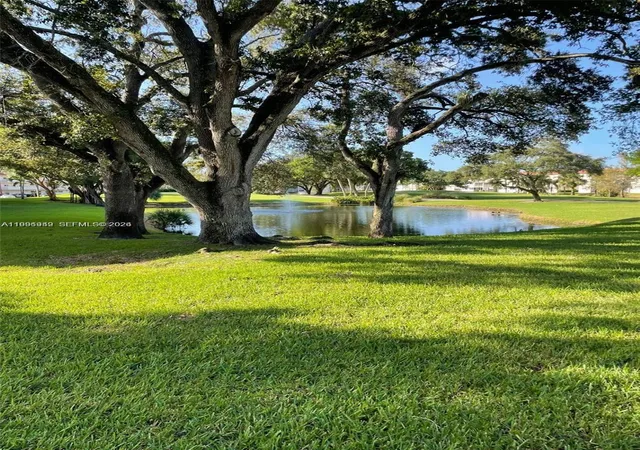 3rd image of 8940 S Hollybrook Blvd #306, Pembroke Pines, FL 33025 | MLS# A11996949
