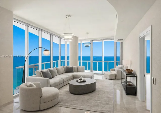 5th image of 17001 Collins Ave #4208, Sunny Isles Beach, FL 33160 | MLS# A12005393